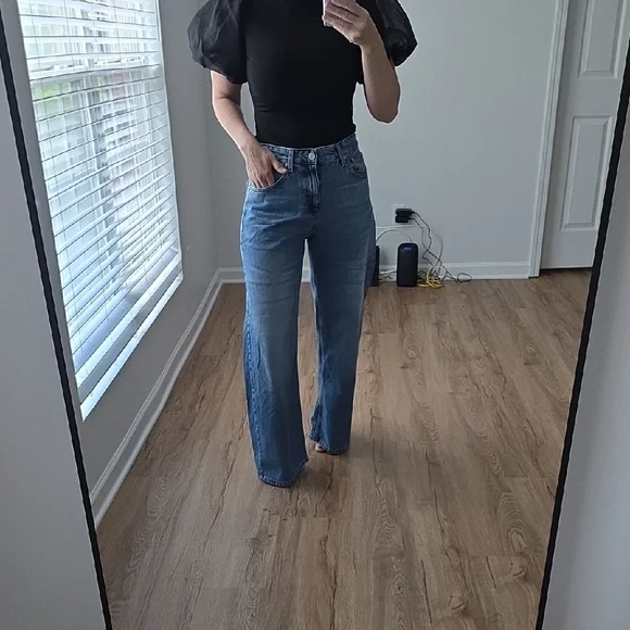 Classic Blue Women's Jeans - Picture 1 of 6